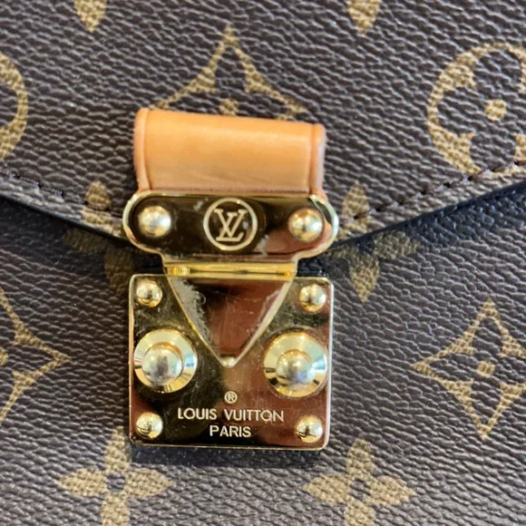 Louis Vuitton Pochette Métis - Picture 4 of 15